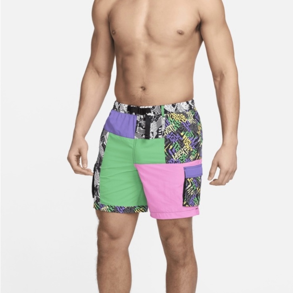 Colorful Men's Swim Shorts Nike Voyage 7" Volley Shorts Size Small